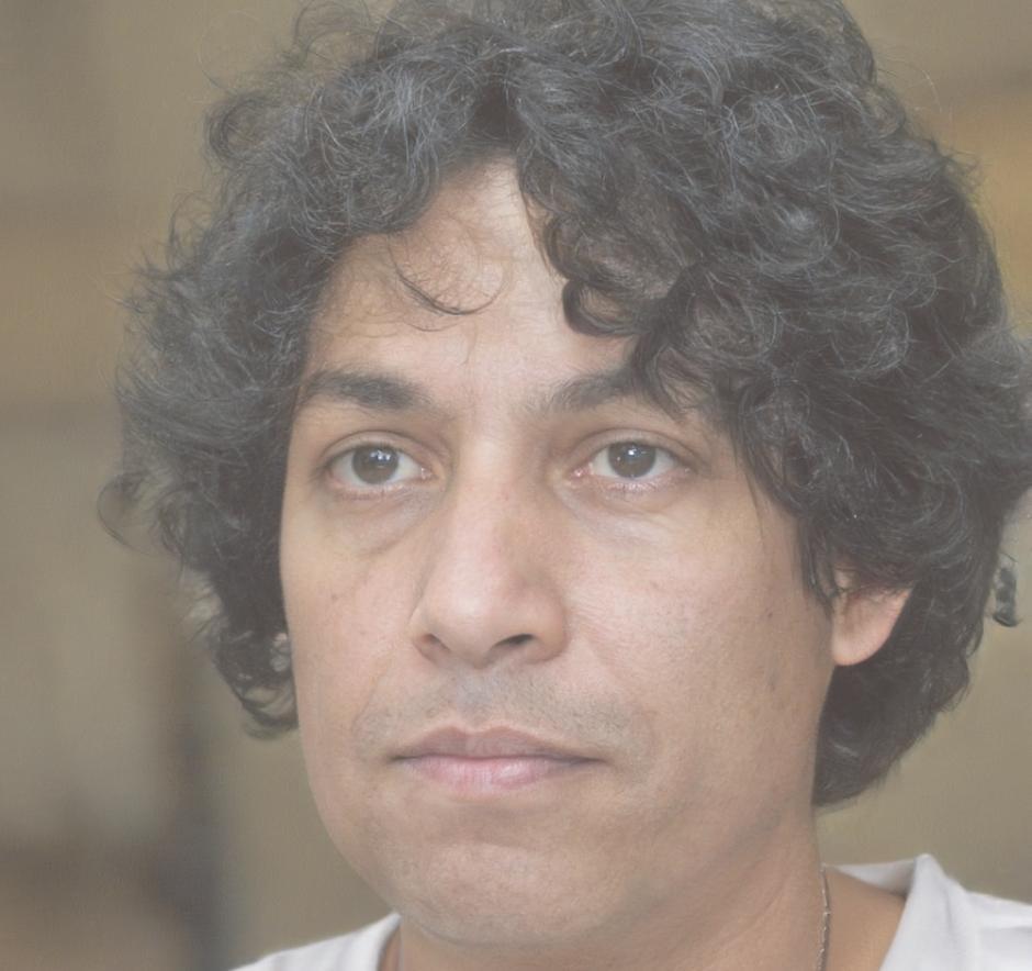 Portrait of Renzo, international student from Peru
